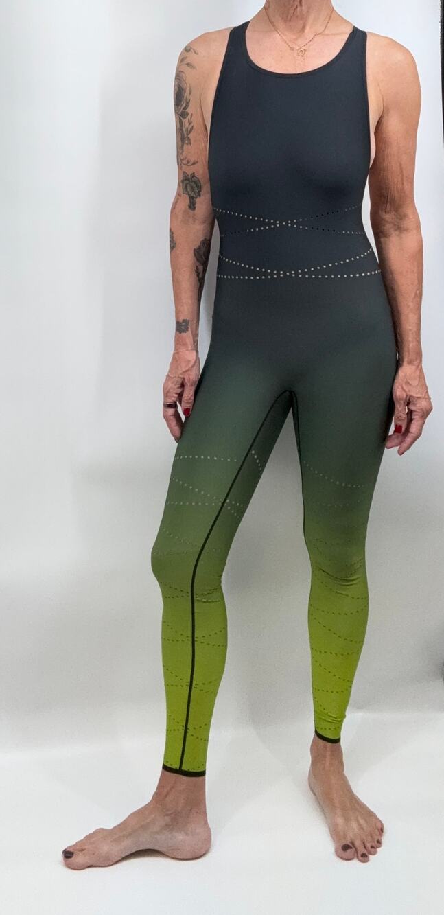 Ultracor Motion Lux Uni XS Ombre Green Charcoal Laser Cut Mesh Racerback NWOT